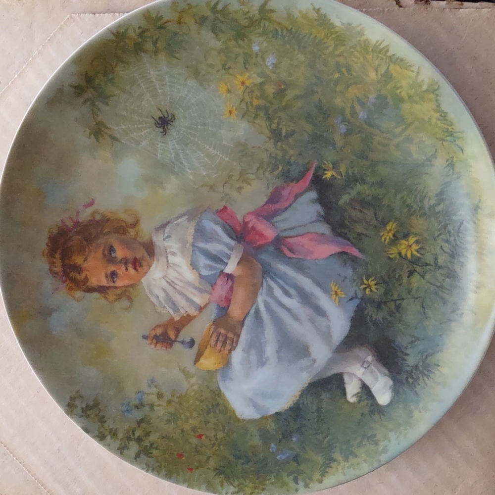 Reco collector's plate 1981 little miss muffet